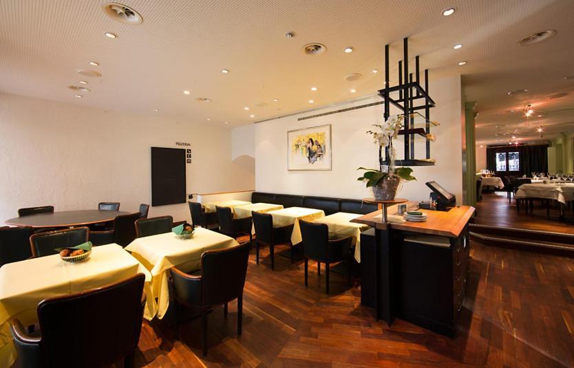 Hotel Taverne Zum Kreuz Olten Esterno foto